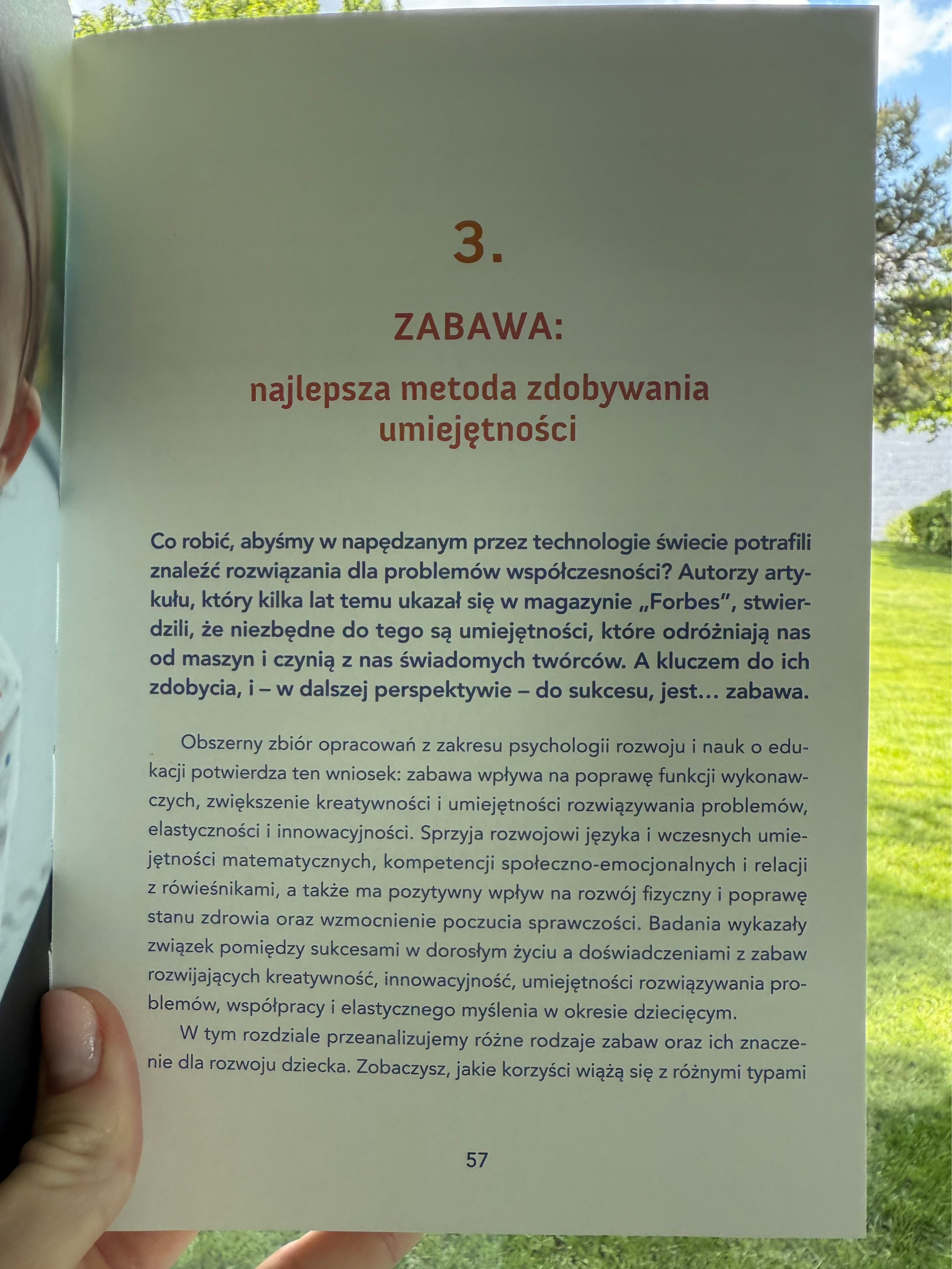 Fragment książki „Twoje dziecko" o rodzicielstwie opartym na nauce – wyróżniony tekst z praktycznymi wskazówkami