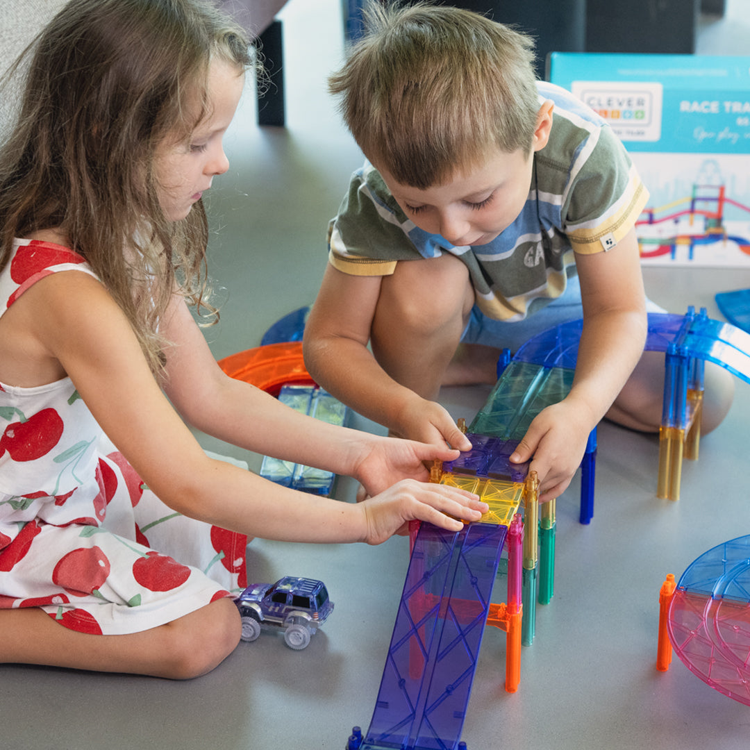 Klocki magnetyczne samochodowy tor wyścigowy, 65 el