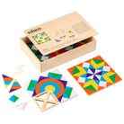 Gra edukacyjna kolorowe trójkąty Educo – 4 drewniane tablice i 64 trójkąty do nauki symetrii i geometrii, wiek 4–10 lat
