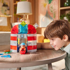 MAGNA-TILES Lighthouse Rescue – zabawa dziecka